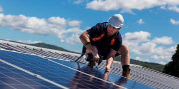 Panourile fotovoltaice – un mod eficient de a produce energie la un cost redus